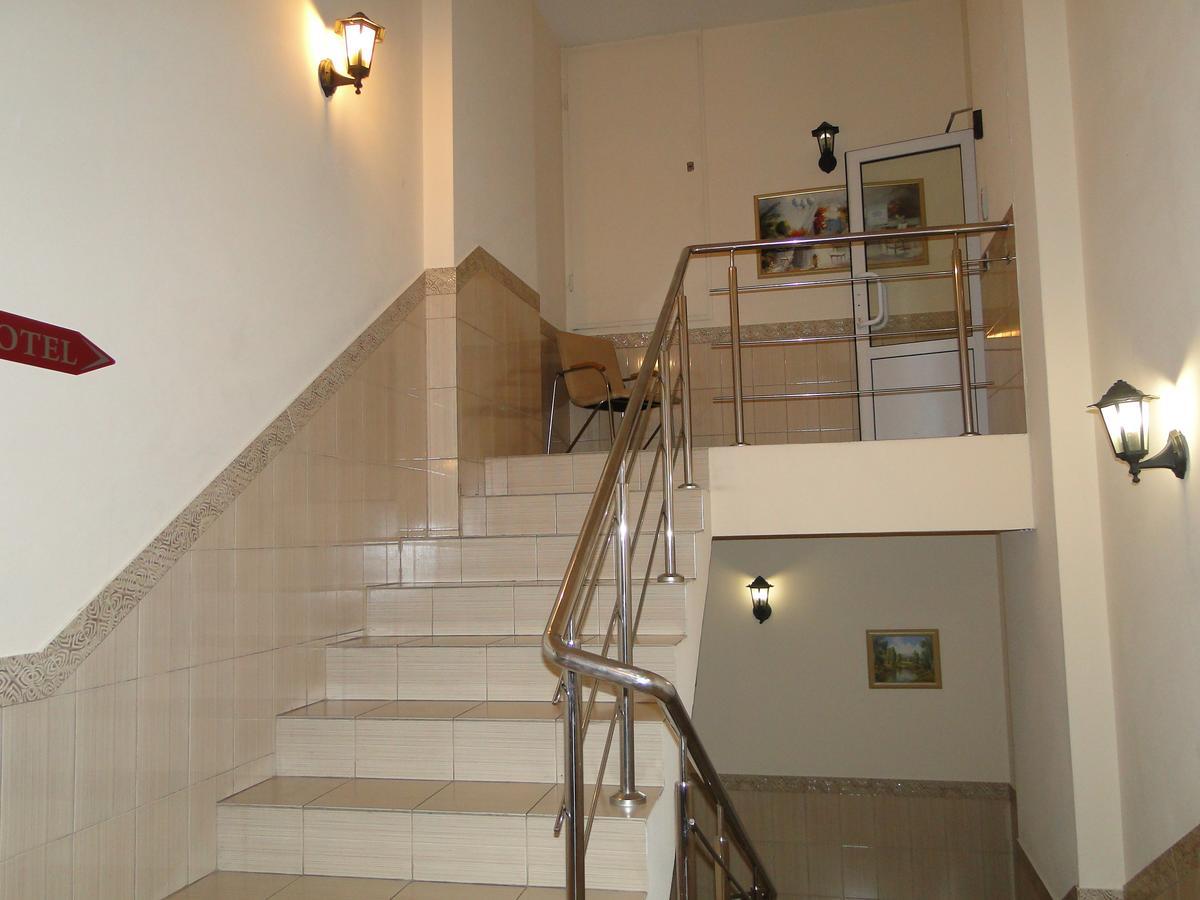 Hotel Elegant Kiew Exterior foto